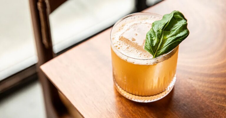 The Best, Easy Génépy Cocktail Recipes to Make Right Now Genepy Cocktail Recipe